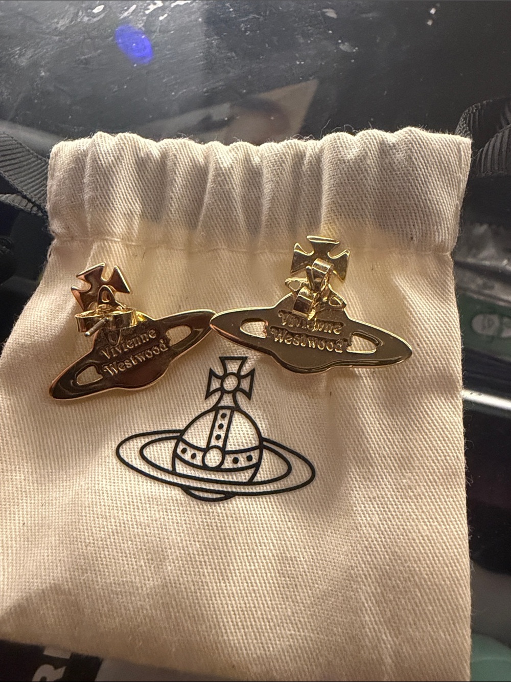 Vivienne Westwood earrings - Picture 2 of 3